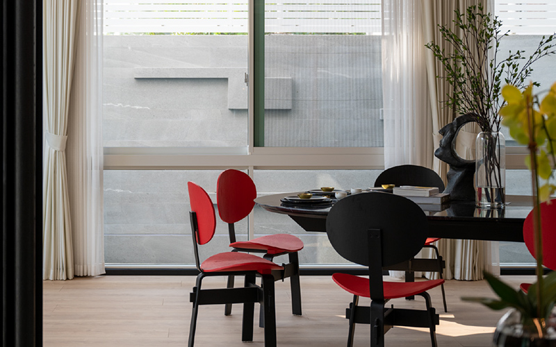 フラッグシップモデルGRANTSの発売